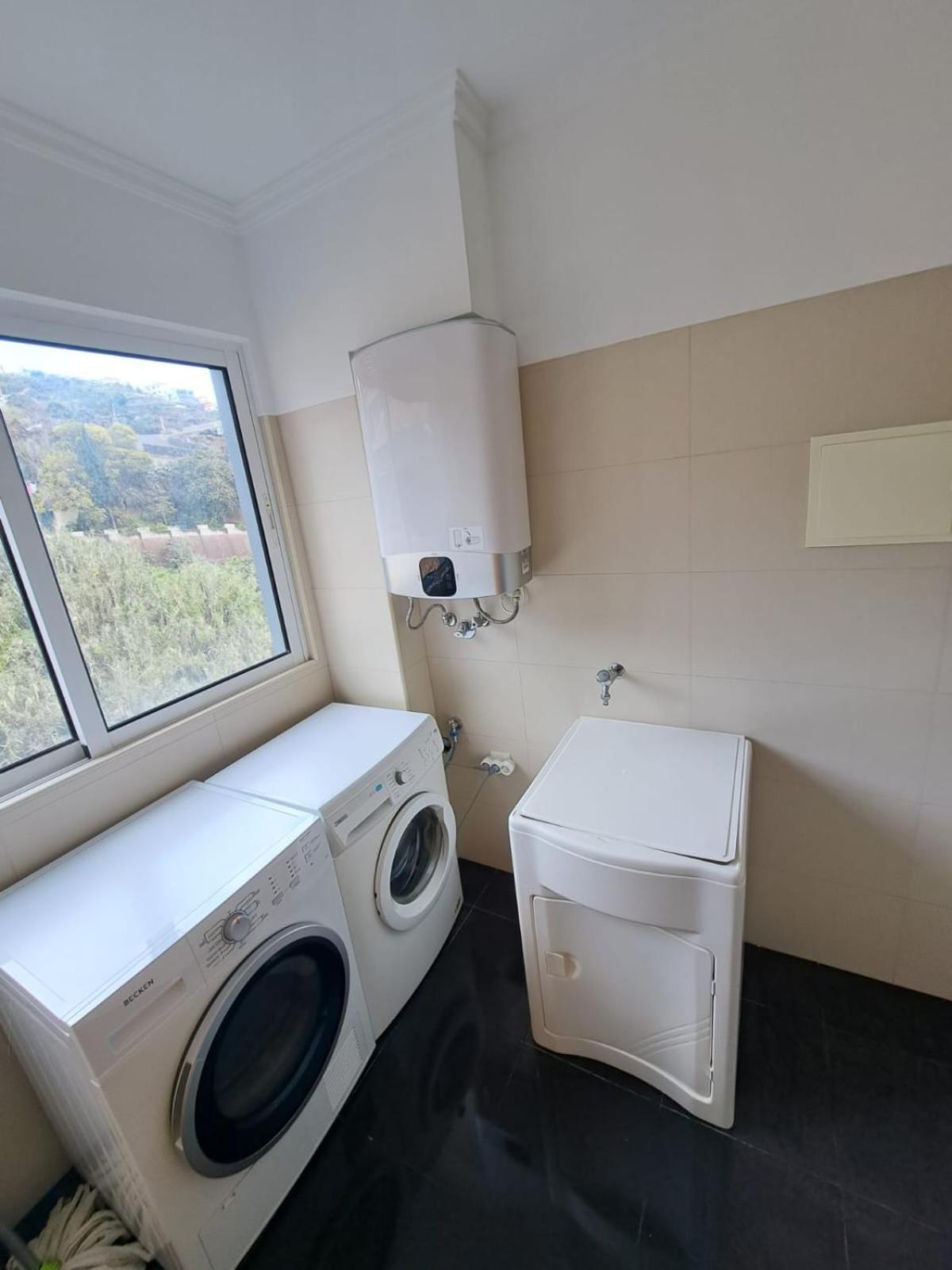 And Modern Flat Near Airport Santa Cruz (Madeira)