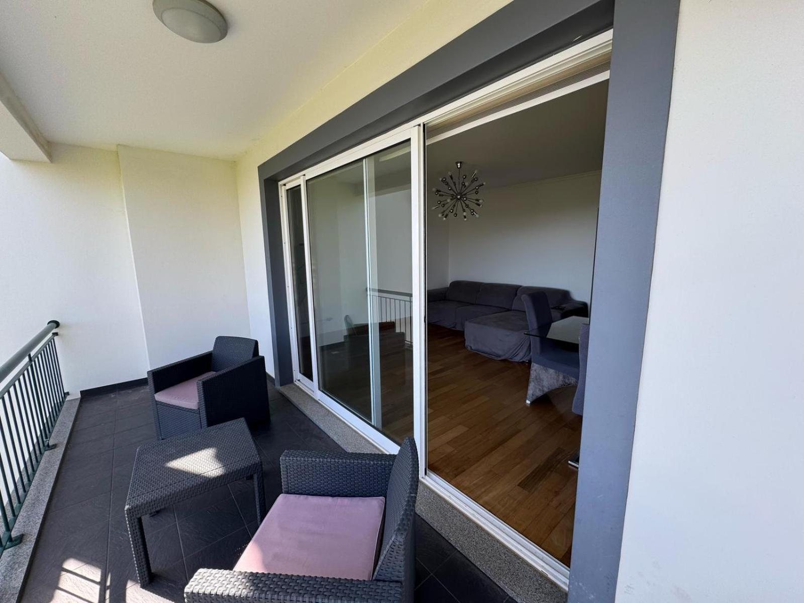 And Modern Flat Near Airport *